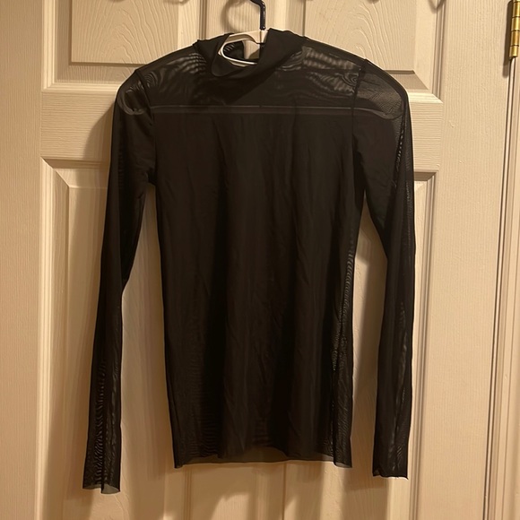 Wilfred Free black small Long sleeve fitted sheer top - Picture 1 of 3